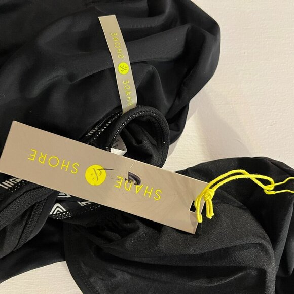 Shade & Shore Women's Black White One-Piece Swimsuit - NWT - Picture 4 of 4